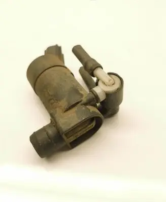 Volvo V70 Windscreen/windshield washer pump 1S7117K624FE