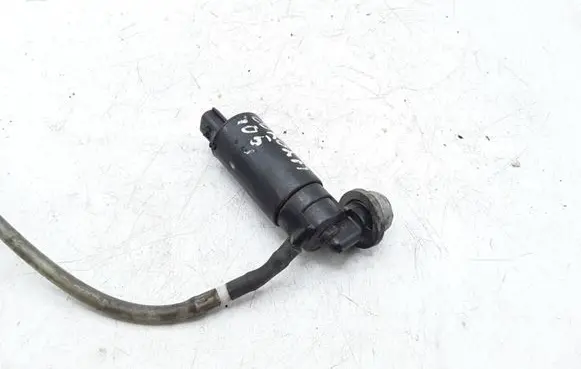 Toyota Corolla E120 E130 Windscreen/windshield washer pump NOCODE