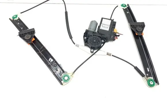 Audi A4 S4 B7 8E 8H Front door window regulator with motor