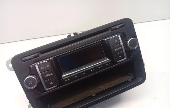 Volkswagen Polo V 6R Radio/CD/DVD/GPS head unit 5M0035156D