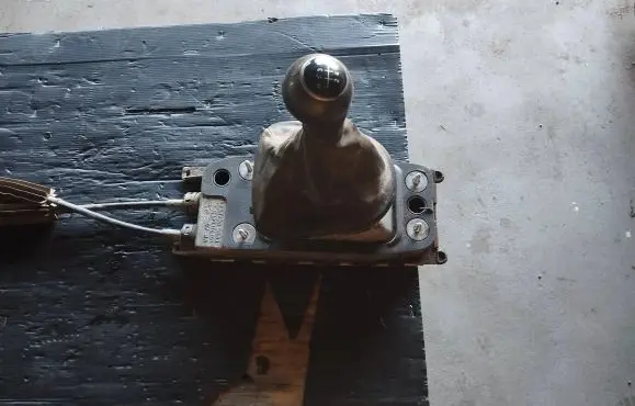 Gear shifter/selector