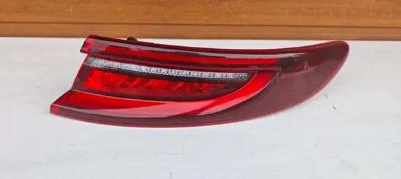 KIA Pro Cee'd III Rear/tail lights 92402J7200 090820220026 R0090R20006302
