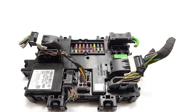 Ford Ka Fuse module GU5T14B476EBE 30122016 U80UA