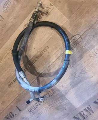 Air conditioning (A/C) pipe/hose