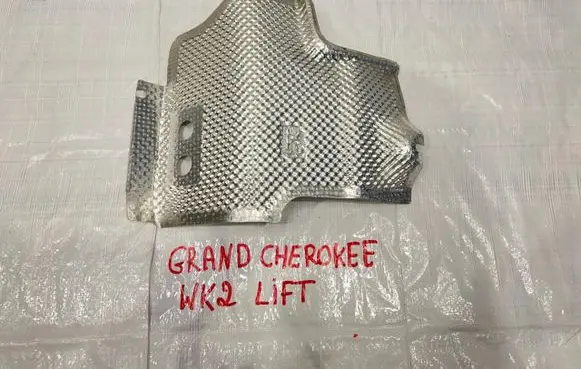 Jeep Grand Cherokee Exhaust heat shield 68086124AC