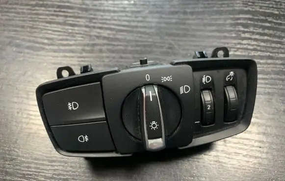 BMW 1 F20 F21 Light switch 9265304