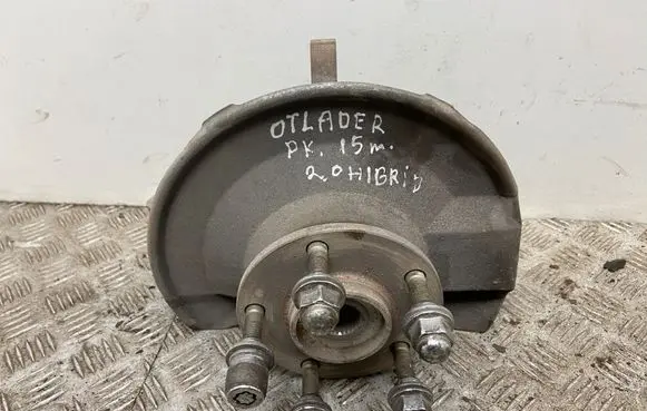 Mitsubishi Outlander Front wheel hub
