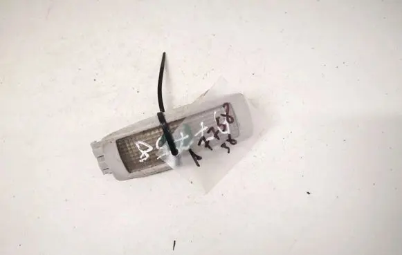 Volkswagen PASSAT B5 Other interior light 3b9947113