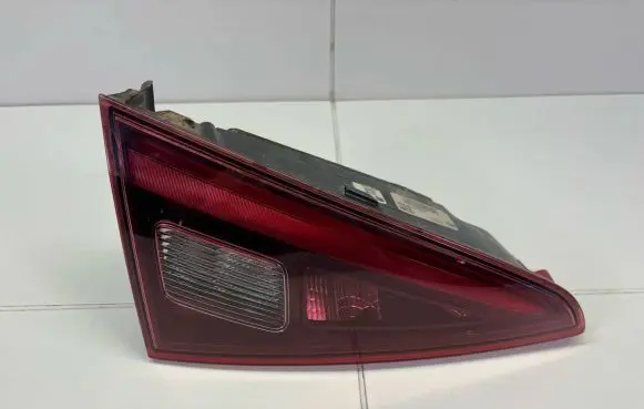Alfa Romeo Giulia Tailgate rear/tail lights 20700107