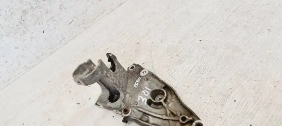 Peugeot 301 A/C compressor mount bracket 9808696880