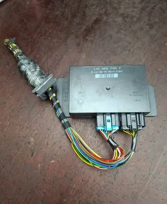 Volkswagen PASSAT B5 Comfort/convenience module 1J0959799F 5DK00795200
