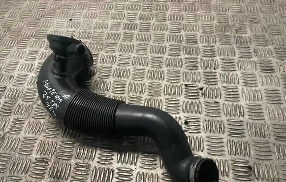 Opel Frontera A Intercooler hose/pipe