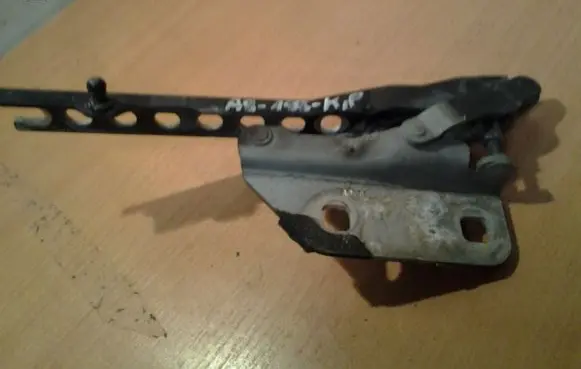 Audi A8 S8 D3 4E Engine bonnet/hood hinges 4E0823301G