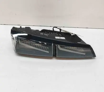 Peugeot 408 II Tailgate rear/tail lights 9835300480