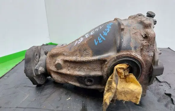 Mercedes-Benz C W203 Rear differential