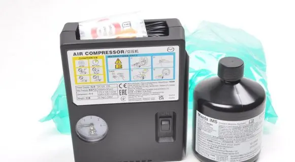 Mazda CX-5 II Tire air pump compressor