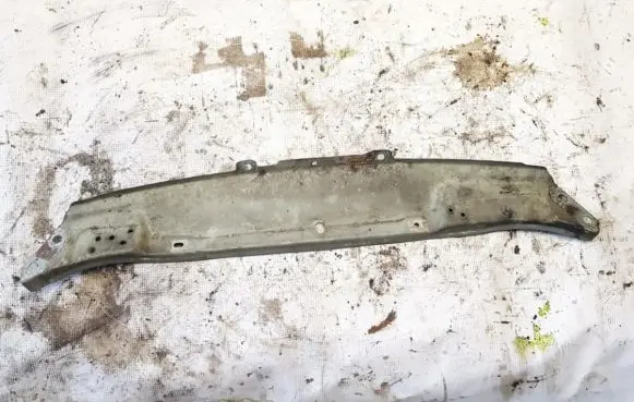 Renault Megane I Radiator support slam panel