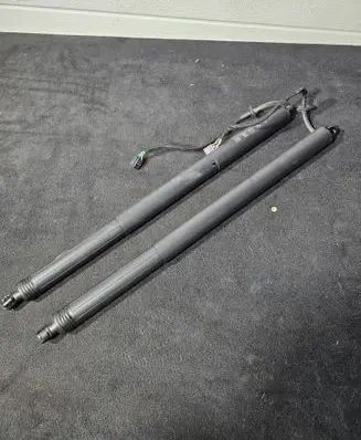 Porsche Macan (95B) Tailgate/trunk strut/damper 95B827851H 95B827851
