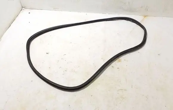 Mercedes-Benz GLA H247 Trunk rubber seal (body) A2477406300