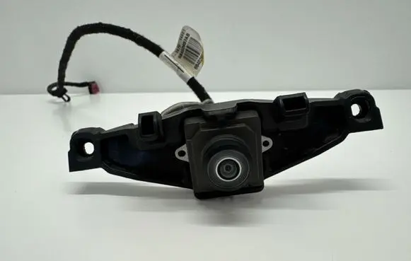 Ram 1500 Reversing camera 68414414AA 43165A 170100