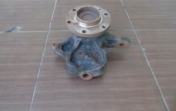 Mercedes-Benz Sprinter W906 Front wheel hub spindle knuckle