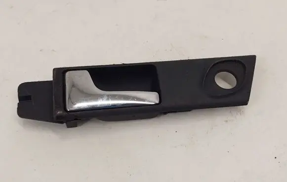 Audi A6 S6 C4 4A Front door interior handle 4A0839019