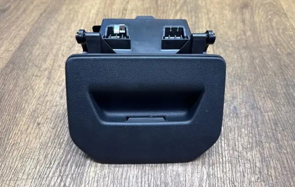 BMW 1 F40 Glove box 6823240