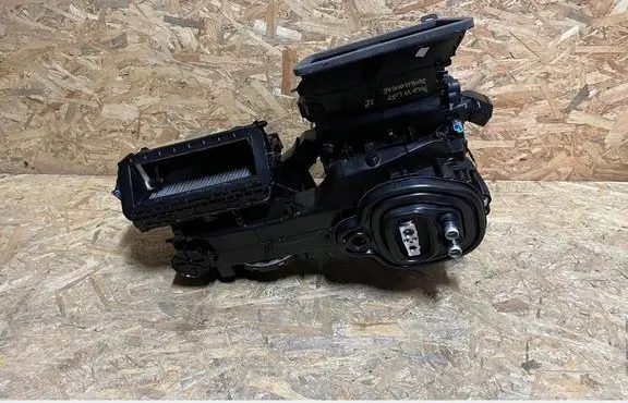 Volkswagen Polo VI Heater blower radiator 2Q1816005AE