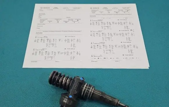 Volkswagen Touran I Fuel injector 0414720215 IMPRK1571542