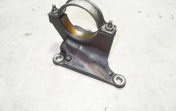 Volvo C30 Driveshaft support bearing bracket 7M513K305CC