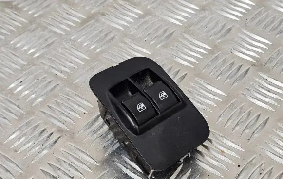 Citroen Nemo Electric window control switch T098