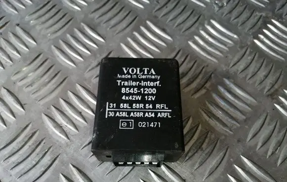 Lexus RX 330 - 350 - 400H Tow bar trailer control unit/module 85451200