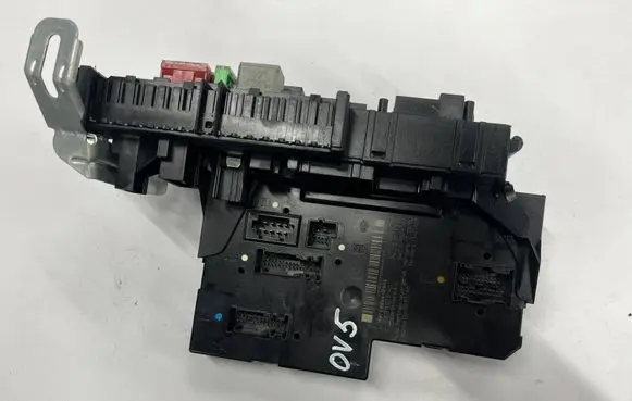 Mercedes-Benz E W212 SAM control unit a2129004122