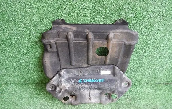 Jeep Grand Cherokee Engine splash shield/under tray