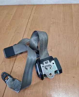 Audi A4 S4 B7 8E 8H Front seatbelt 560788501 00811214