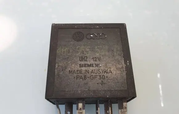 Audi A6 S6 C5 4B Other relay 4B0955531D