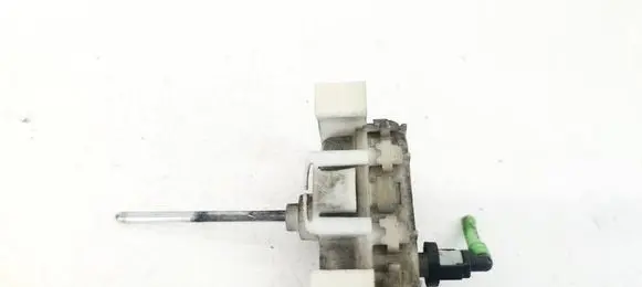 Audi 100 S4 C4 Central locking vacuum pump 