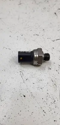 Mercedes-Benz ML W166 Fuel pressure sensor A0071534328