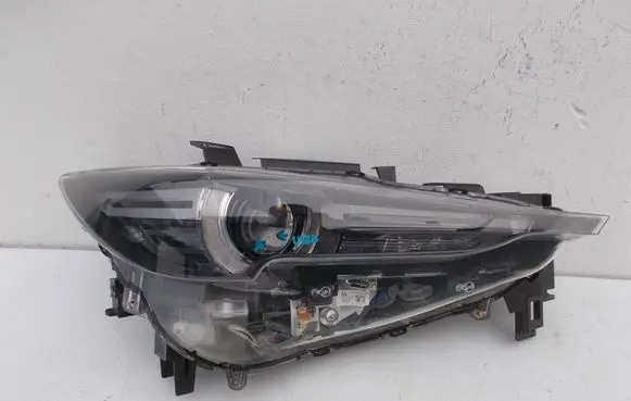 Mazda CX-5 II Headlight/headlamp K12451030 K2442 W3953