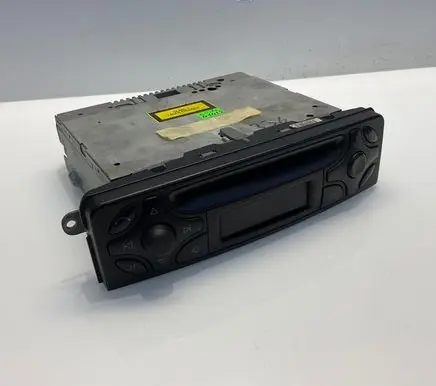 Mercedes-Benz C W203 Radio/CD/DVD/GPS head unit A2038201786 6021T1021368248 21368248