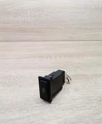 Toyota Avensis T250 Traction control (ASR) switch TR8801