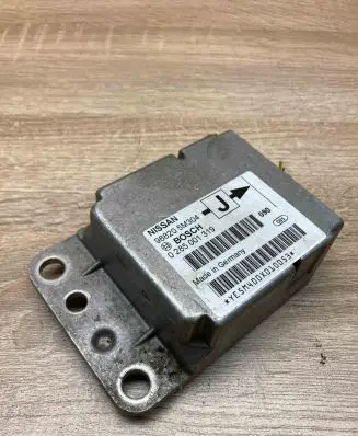 Nissan Almera N16 Airbag control unit/module 988205M304 0285001319
