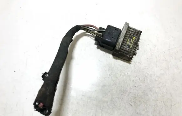 Renault Laguna II Glow plug pre-heat relay 7700115078