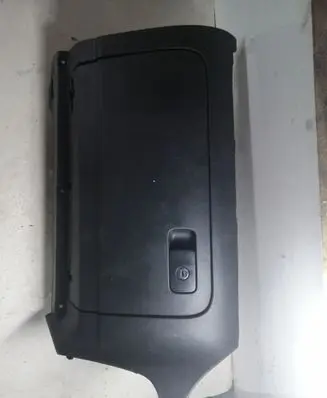 Volkswagen Golf VI Glove box 1K2857114