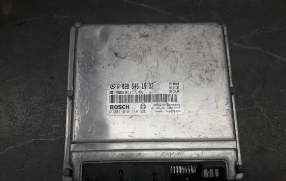 Mercedes-Benz A W168 Engine control unit/module ECU A0285451932