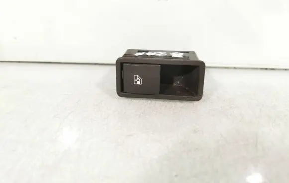 Opel Zafira B Electric window control switch 13228711