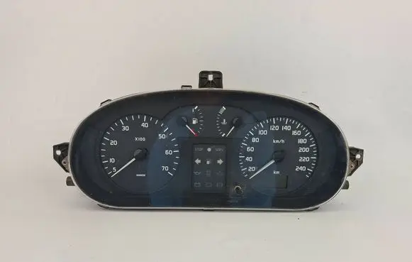 Renault Scenic I Speedometer (instrument cluster) P8200071811