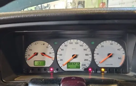 Volkswagen PASSAT B4 Speedometer (instrument cluster) 3A0919861F IMPRK1563577