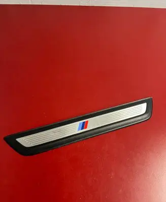 BMW X3 F25 Side skirt front trim 8060406 51478060406