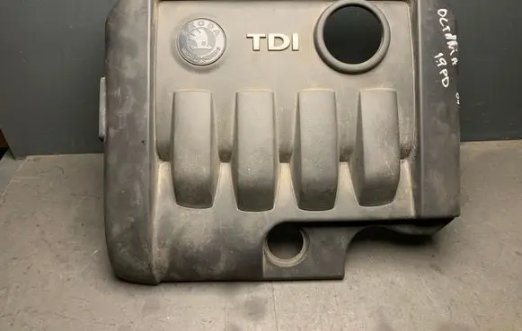 Skoda Octavia Mk2 (1Z) Engine cover (trim) 03G103925BN SLW03G103925AD